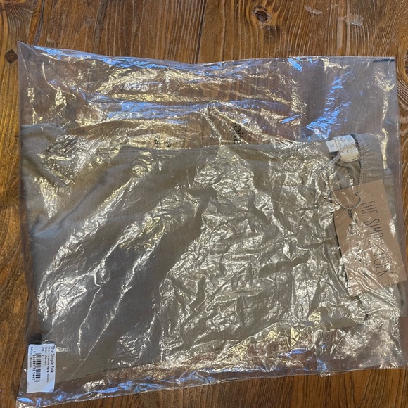 The Everyday Legging in Mushroom - Picture 3 of 4